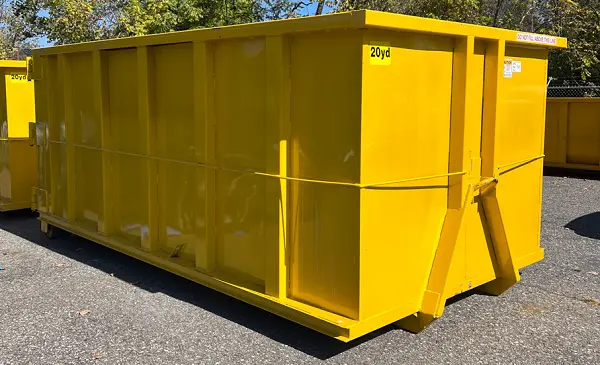 RapidPolk Dumpster Rental provides a 20-yard roll-off dumpster for mid-sized cleanouts and bulky construction debris